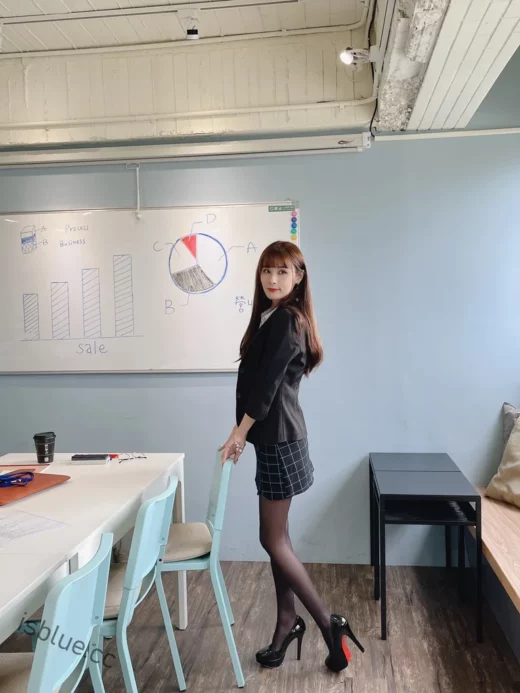 泥泥汝 - 合集 14套 6GB-次元社区