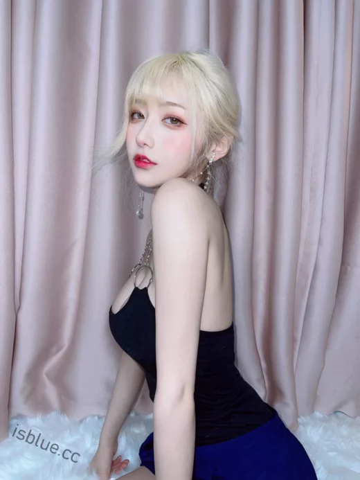 啾小妍Deer - 合集5套 560MB-次元社区