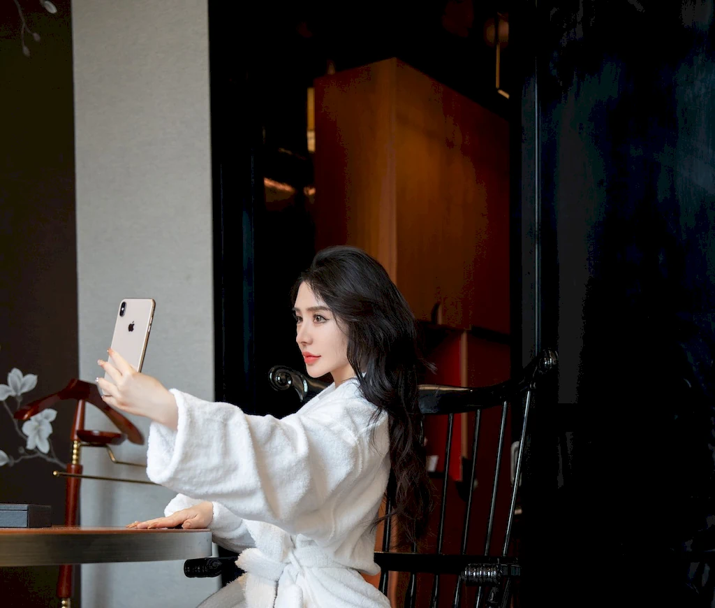 潘娇娇 - 内部私购无水印套图21套 25GB-次元社区