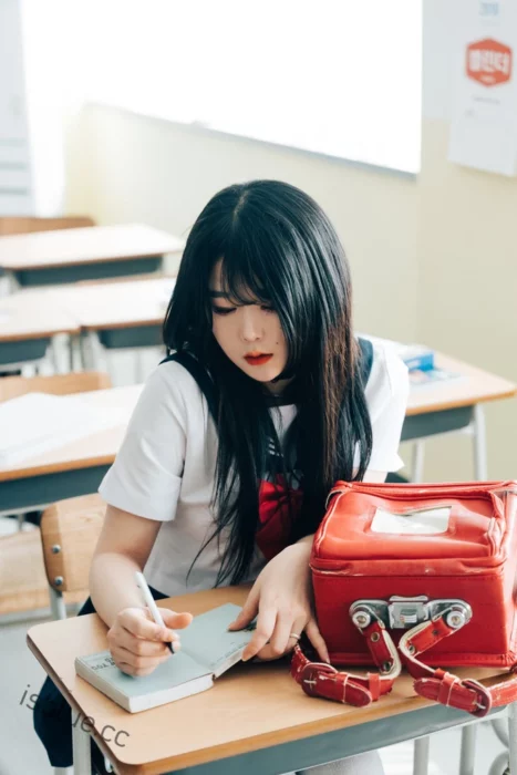 Loozy - 合集179期 384GB-次元社区