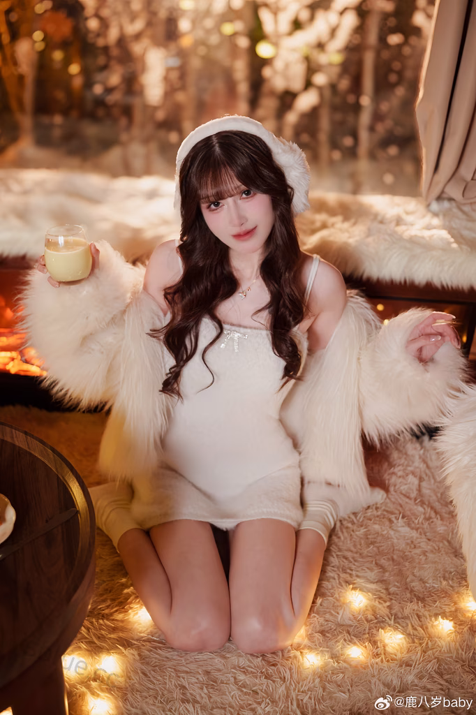 鹿八岁baby 25-12-25-次元社区