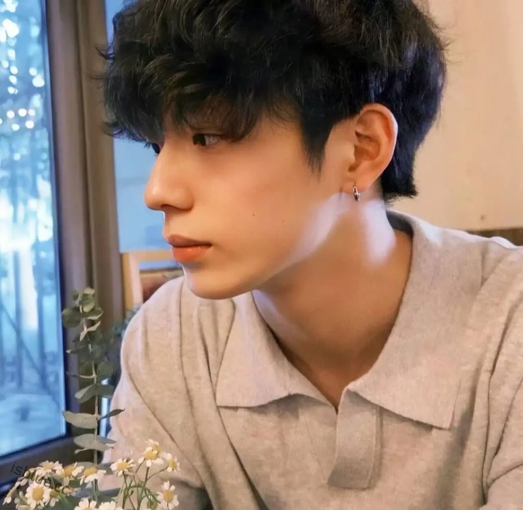 图片[2]-𝗪𝗲𝗖𝗵𝗮𝘁 网络头像男 分享 – 第二期-次元社区